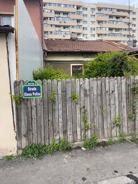 Mega Mall, sect.polite 9, proprietar, piata, scoli, parc, metrou C.Georgian